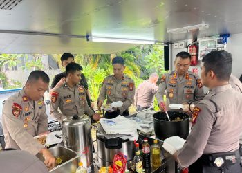 Wujud Kepedulian Polri Kepada Masyarakat, Korsabhara – Baharkam Polri Berbagi Takjil di Bulan Ramadan