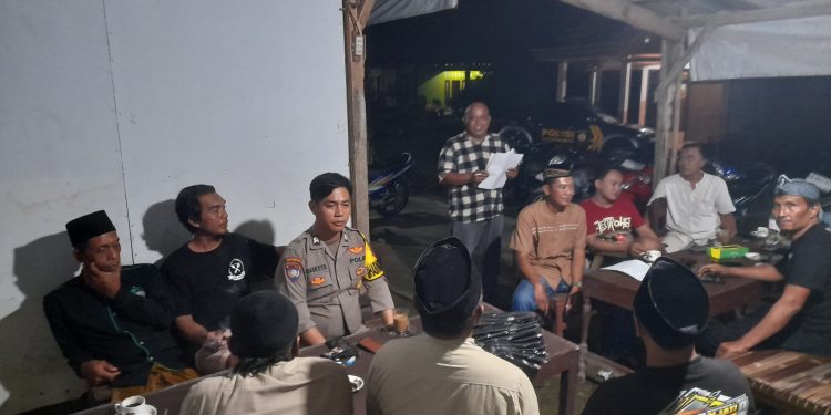 Patroli Dialogis, Polsek Bandung Sampaikan Pesan Kamtibmas di Warung Kopi